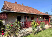 MAĎARSKO - SZENDRO  4 IZBOVÝ RODINNÝ DOM NA KĽUDNOM MIESTE - fotografia 6