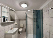 MAĎARSKO - SZENDRO  4 IZBOVÝ RODINNÝ DOM NA KĽUDNOM MIESTE - fotografia 9