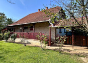MAĎARSKO - SZENDRO  4 IZBOVÝ RODINNÝ DOM NA KĽUDNOM MIESTE - fotografia 17