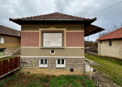 MAĎARSKO - TOP LOKALITA SZOGLIGET PEKNÝ RODINNÝ DOM - fotografia 7