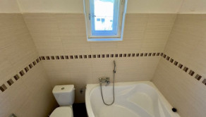 MAĎARSKO - PERKUPA 5 IZBOVÝ POSCHODOVÝ DOM PO REKONŠTRUKCII. - fotografia 14