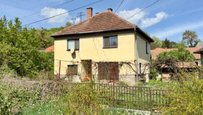 MAĎARSKO - PERKUPA 5 IZBOVÝ POSCHODOVÝ DOM PO REKONŠTRUKCII. - fotografia 17