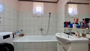 MAĎARSKO - SZENDRO  4 IZBOVÝ RODINNÝ DOM NA KĽUDNOM MIESTE - fotografia 15