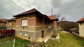 MAĎARSKO - TOP LOKALITA SZOGLIGET PEKNÝ RODINNÝ DOM - fotografia 6