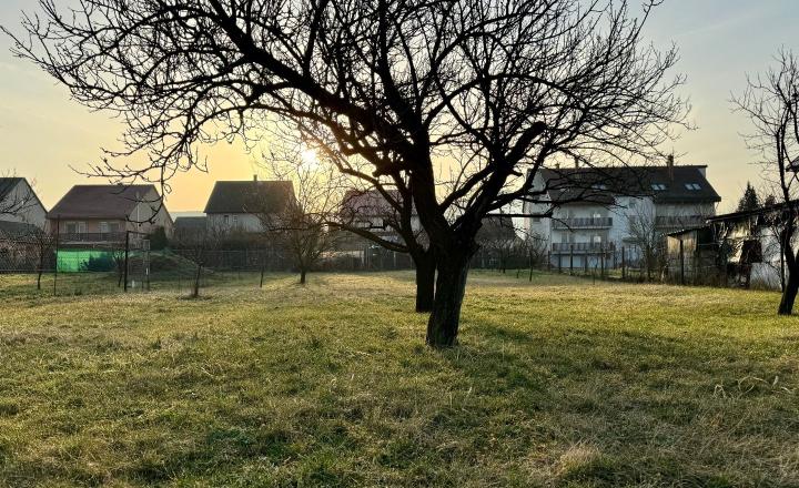 MAĎARSKO - GONC STAVEBNÝ POZEMOK 852 M2, IS NA HRANICI POZEMKU. - fotografia 4