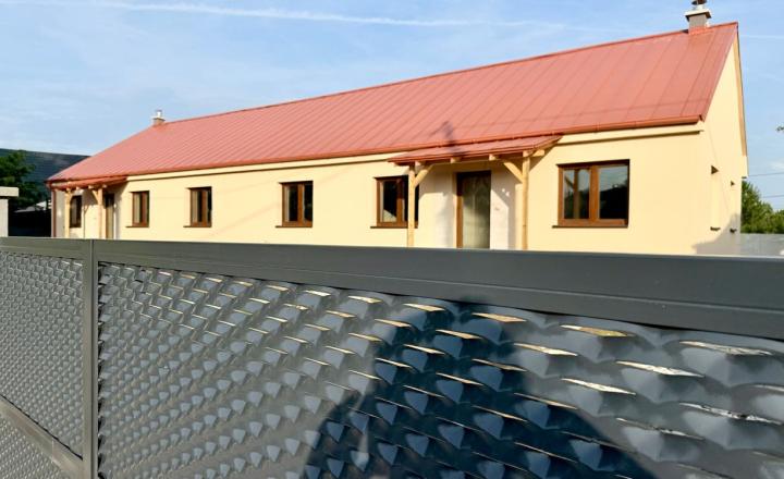 MAĎARSKO - TORNYOSNÉMETI NOVOSTAVBA 4 IZBOVÉHO RD 118 M2, POZEMOK 700M2 - fotografia 1