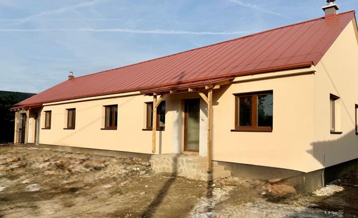 MAĎARSKO - TORNYOSNÉMETI NOVOSTAVBA 4 IZBOVÉHO RD 118 M2, POZEMOK 700M2 - fotografia 3