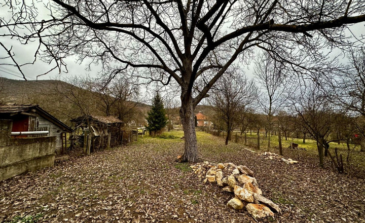 MAĎARSKO - TOP LOKALITA SZOGLIGET PEKNÝ RODINNÝ DOM - fotografia 3