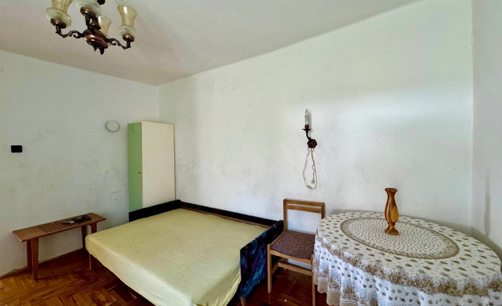 MAĎARSKO - TERESZTENYE  2 IZBOVÝ  RODINNÝ DOM S LETNOU KUCHYŇOU NA POZEMKU 2552 M2 - fotografia 8