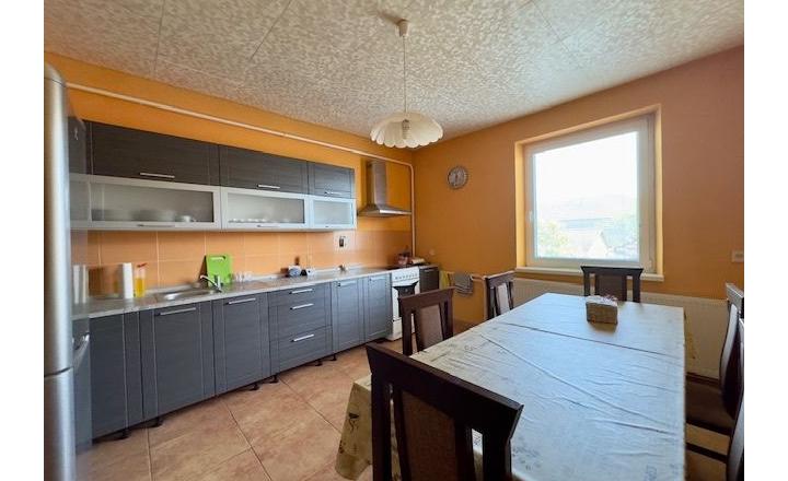 MAĎARSKO - PERKUPA 5 IZBOVÝ POSCHODOVÝ DOM PO REKONŠTRUKCII. - fotografia 18