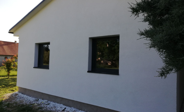 MAĎARSKO - GONC NOVOSTAVBA 4 IZBOVÉHO RD 100 M2, POZEMOK 852 M2 - fotografia 4