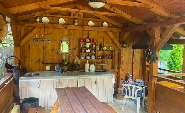 MAĎARSKO - LUXUSNÁ CHATA S LETNOU KUCHYŇOU A BAZÉNOM. - fotografia 8