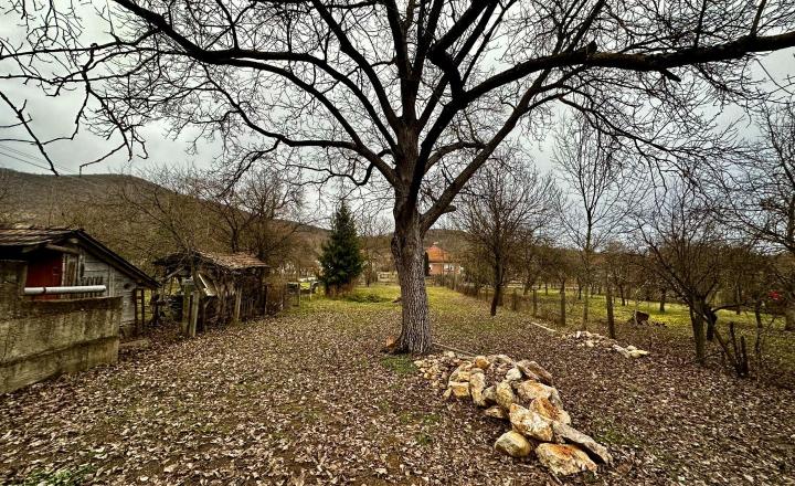 MAĎARSKO - TOP LOKALITA SZOGLIGET PEKNÝ RODINNÝ DOM - fotografia 3