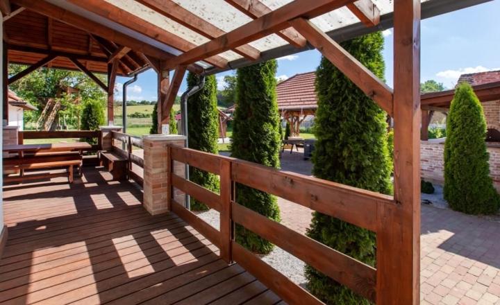 MAĎARSKO - MESZES TOP PENZIÓN BLÍZKO JAZERA, VÝBORNÁ INVESTÍCIA. - fotografia 4