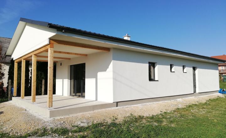 MAĎARSKO - GONC NOVOSTAVBA 4 IZBOVÉHO RD 100 M2, POZEMOK 852 M2